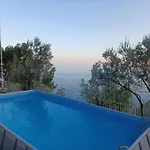 펜션 Casa Oleandro 피날레리구레