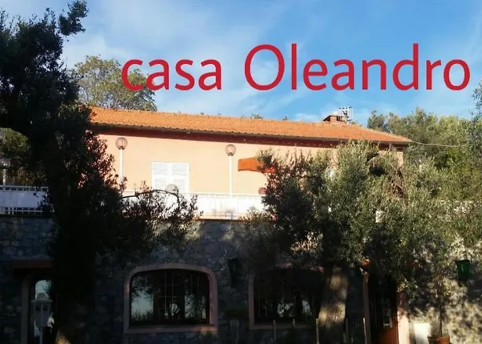 Casa Oleandro Дом отдыха Финале Лигуре