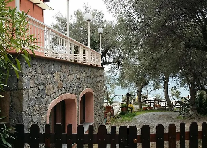Дом отдыха Casa Oleandro Финале Лигуре